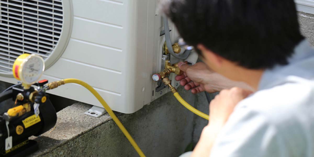 Nguyên nhân và cách xử lý máy lạnh bị xì gas